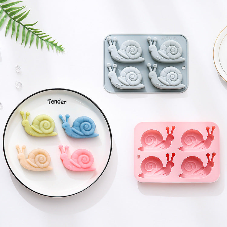 4-cavity silicone baking pan